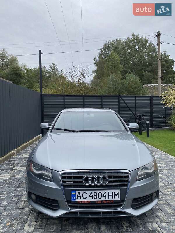 Седан Audi A4 2009 в Рівному