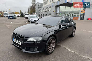 Седан Audi A4 2011 в Києві