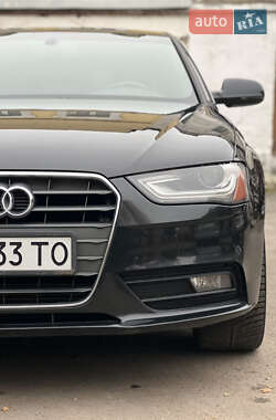Седан Audi A4 2012 в Прилуках