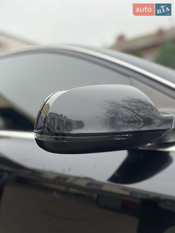 Седан Audi A4 2012 в Прилуках