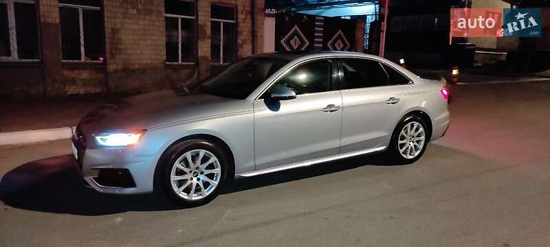 Седан Audi A4 2021 в Києві