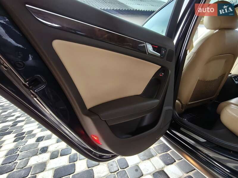 Универсал Audi A4 2013 в Киеве