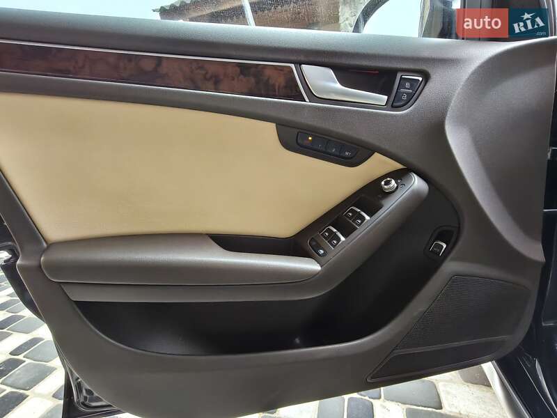 Универсал Audi A4 2013 в Киеве