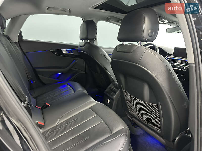 Седан Audi A4 2016 в Одесі