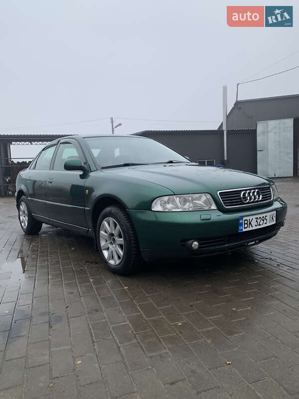 Седан Audi A4 1999 в Шишаки фото Седан Audi A4 1999 в Шишаки