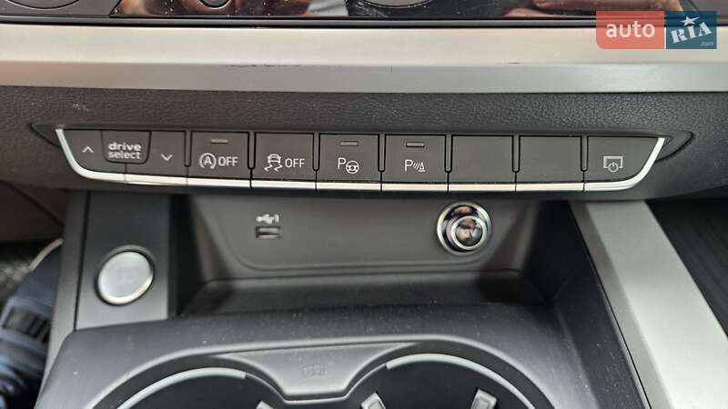 Універсал Audi A4 2019 в Житомирі