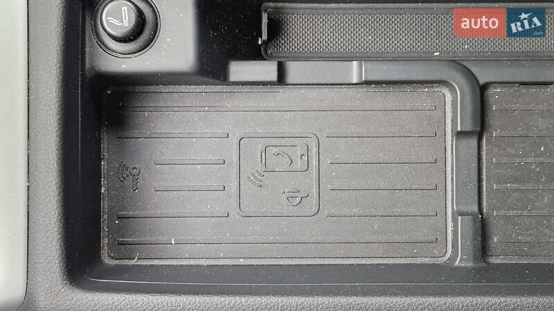 Універсал Audi A4 2019 в Житомирі