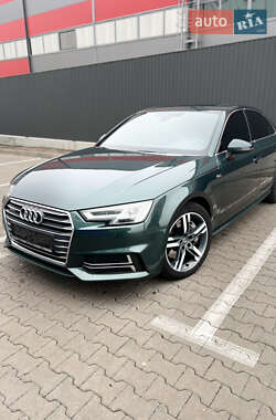 Седан Audi A4 2016 в Киеве