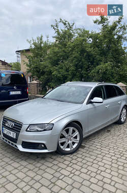 Універсал Audi A4 2010 в Чернівцях