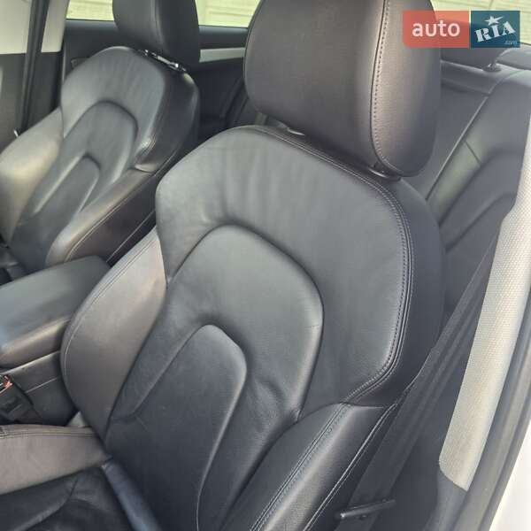 Седан Audi A4 2015 в Кутах