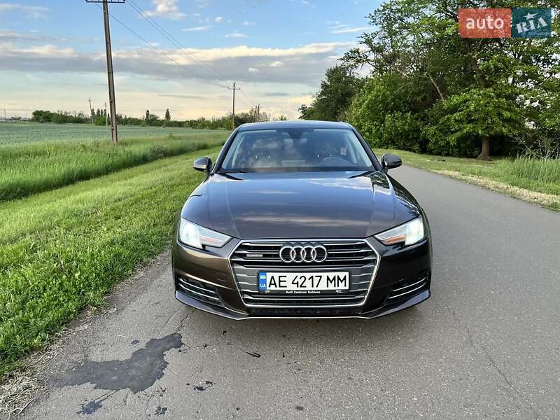 Седан Audi A4 2016 в Кривому Розі