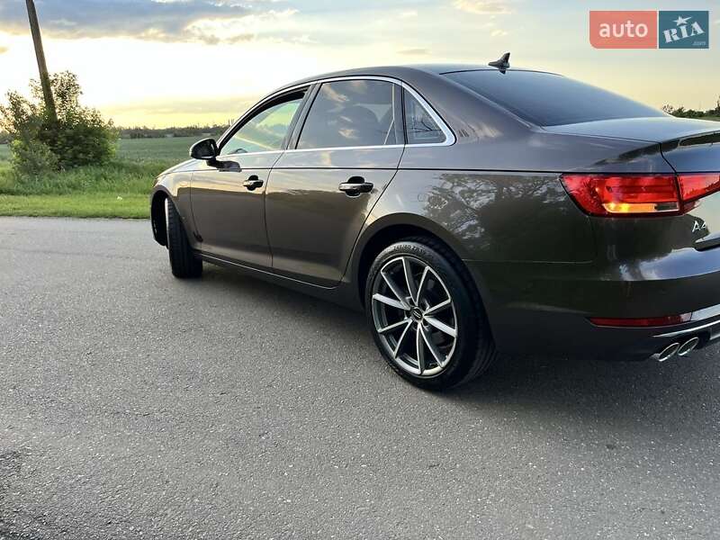 Седан Audi A4 2016 в Кривому Розі