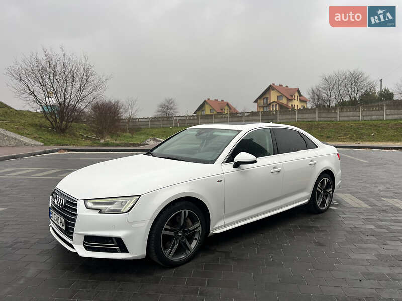 Седан Audi A4 2016 в Мостиске