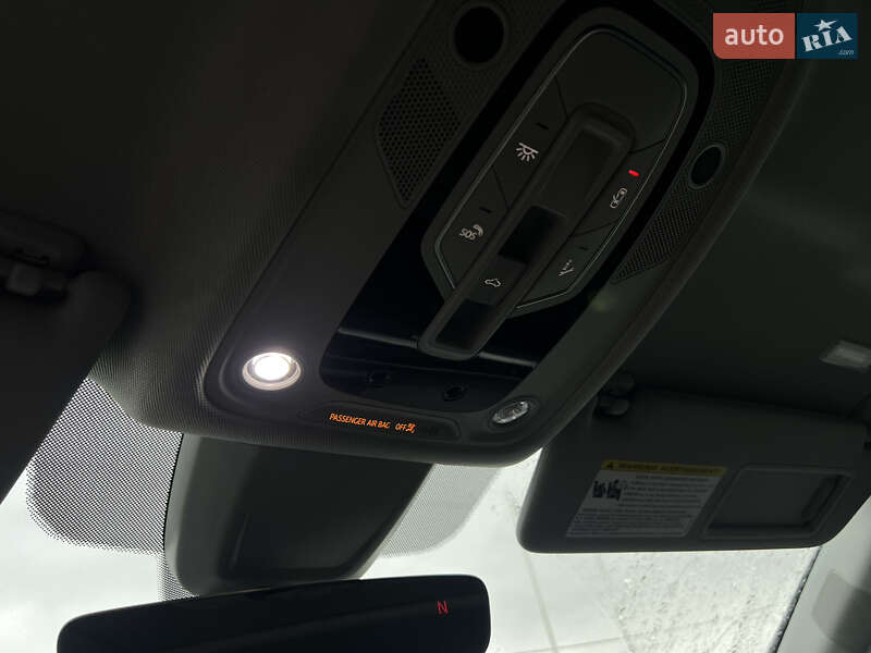 Седан Audi A4 2016 в Мостиске