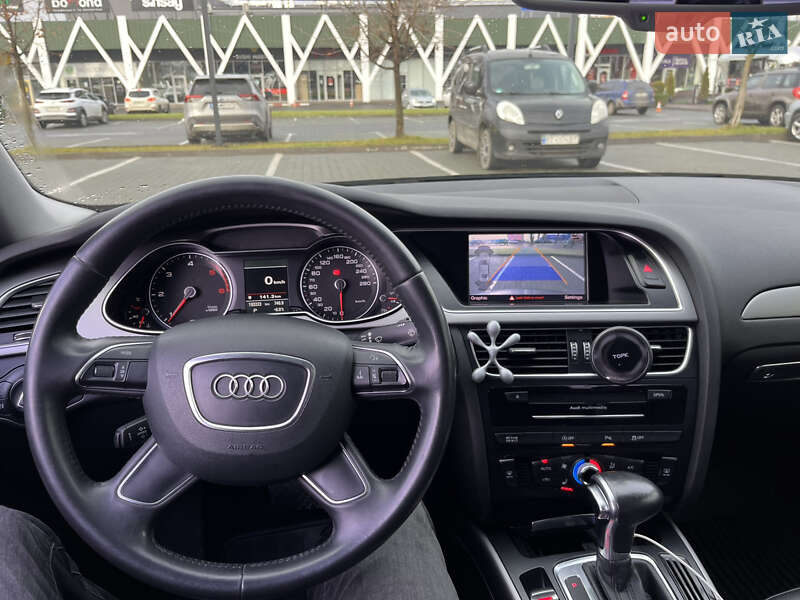 Седан Audi A4 2014 в Хмельницком