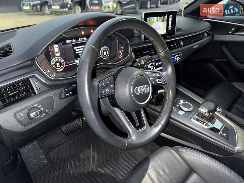Седан Audi A4 2018 в Стрию