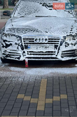Седан Audi A4 2011 в Киеве
