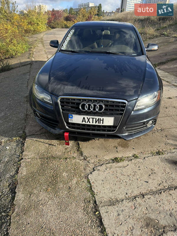 Седан Audi A4 2011 в Киеве