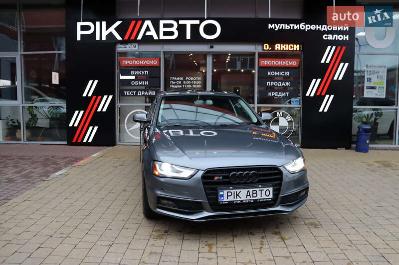 Audi A4 2015