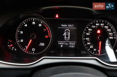 Седан Audi A4 2015 в Львове