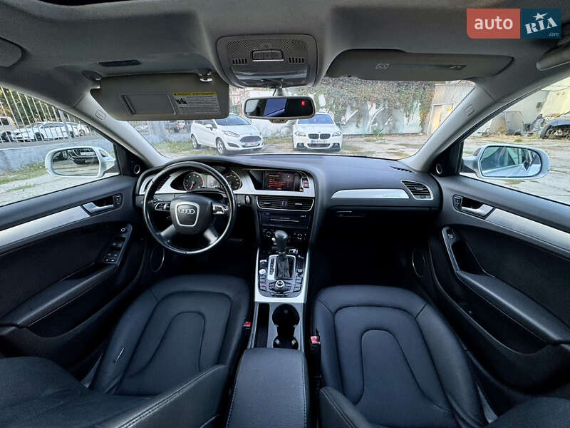 Седан Audi A4 2011 в Одессе