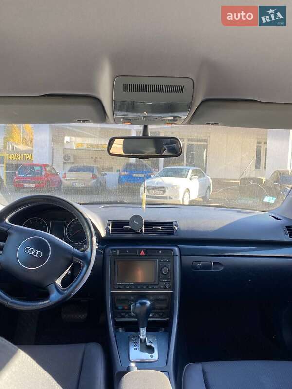 Седан Audi A4 2001 в Ірпені