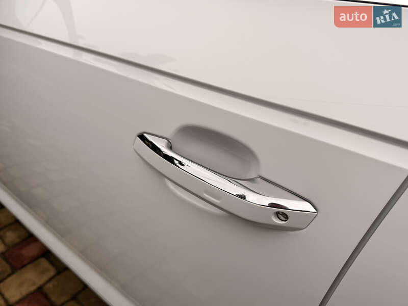 Седан Audi A4 2017 в Мукачевому фото 20 Седан Audi A4 2017 в Мукачевому