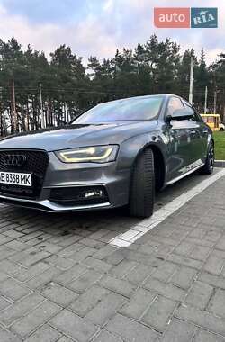 Седан Audi A4 2014 в Виннице