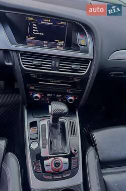 Седан Audi A4 2014 в Виннице