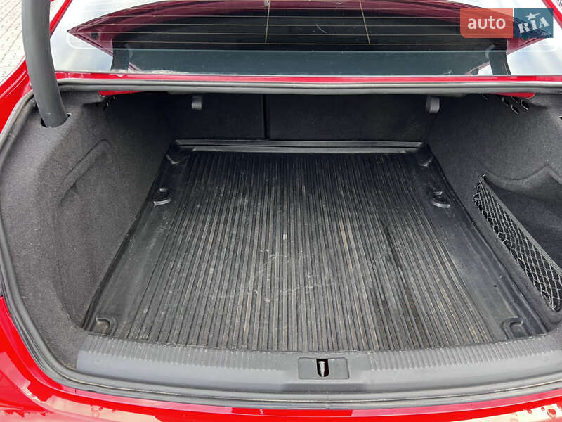 Седан Audi A4 2013 в Нововолинську фото 49 Седан Audi A4 2013 в Нововолинську