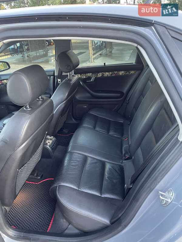 Седан Audi A4 2005 в Львові