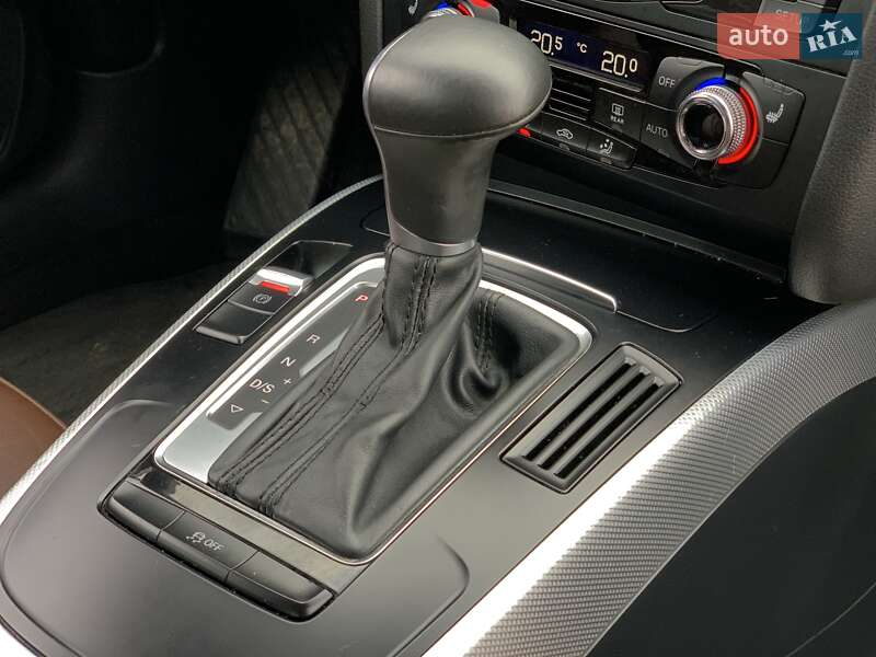 Седан Audi A4 2014 в Бердичеві