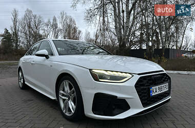 Седан Audi A4 2022 в Киеве