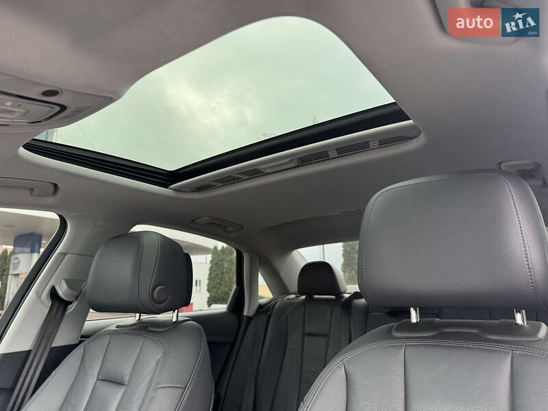 Седан Audi A4 2016 в Сумах