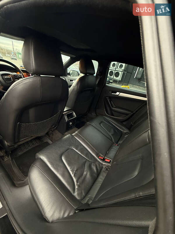 Седан Audi A4 2010 в Броварах