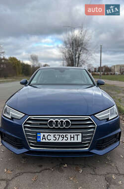 Седан Audi A4 2018 в Києві