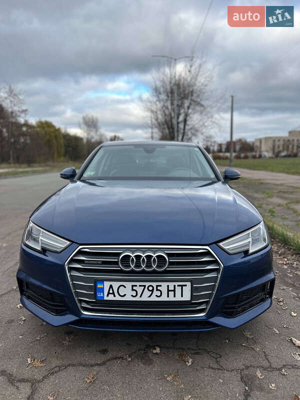 Audi A4 2018 Audi A4 2018