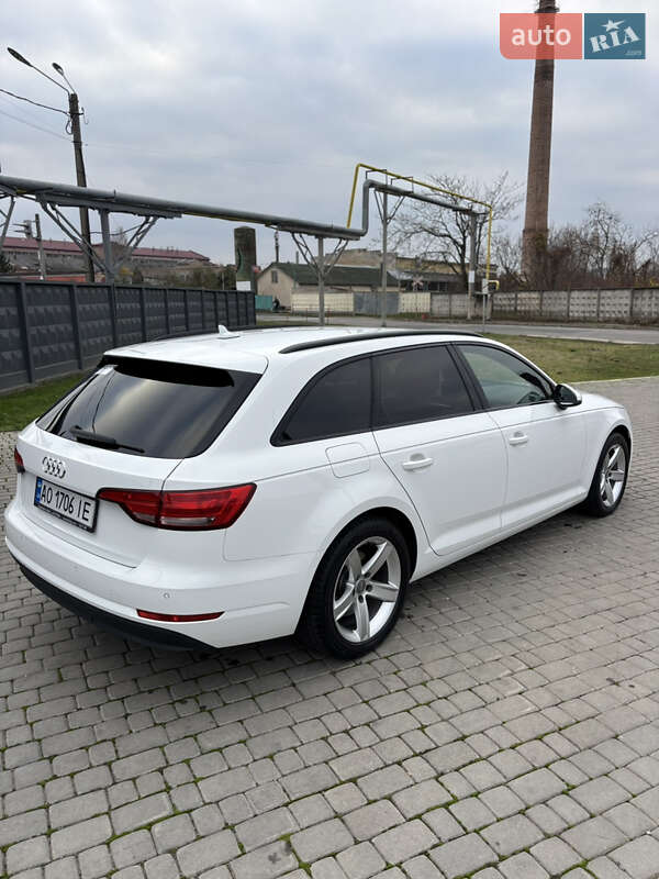 Универсал Audi A4 2018 в Мукачево