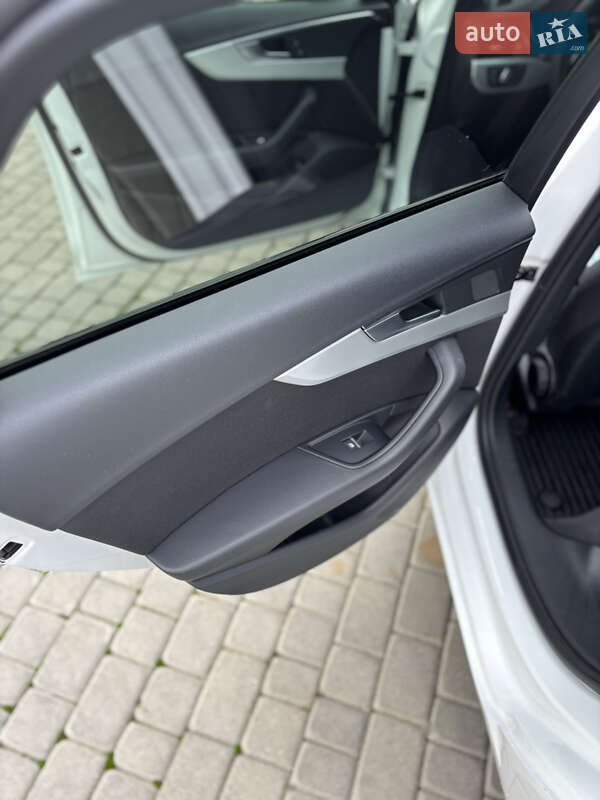 Универсал Audi A4 2018 в Мукачево