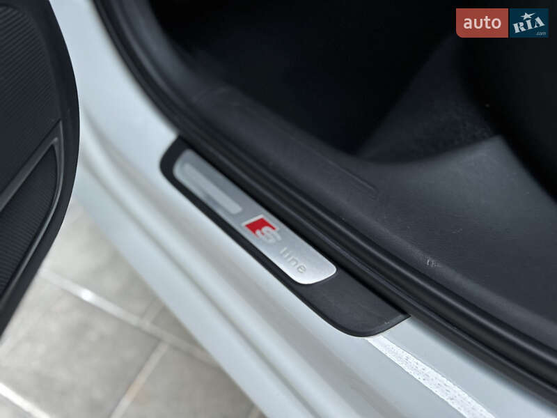 Універсал Audi A4 2010 в Луцьку