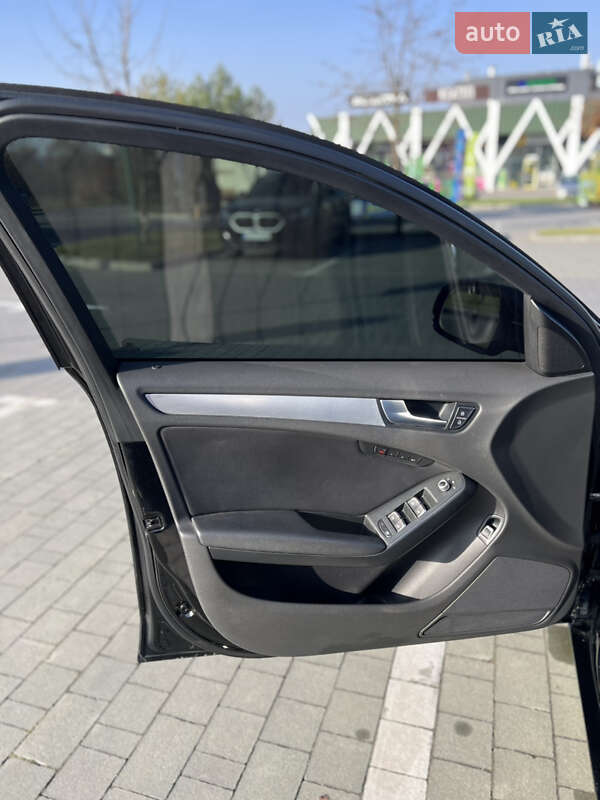 Седан Audi A4 2012 в Хмельницькому
