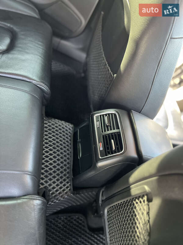 Седан Audi A4 2012 в Хмельницькому