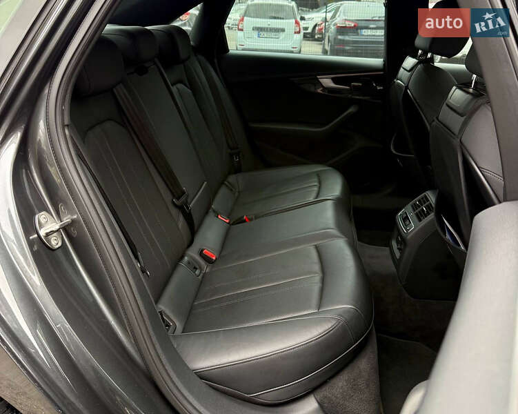 Седан Audi A4 2020 в Києві
