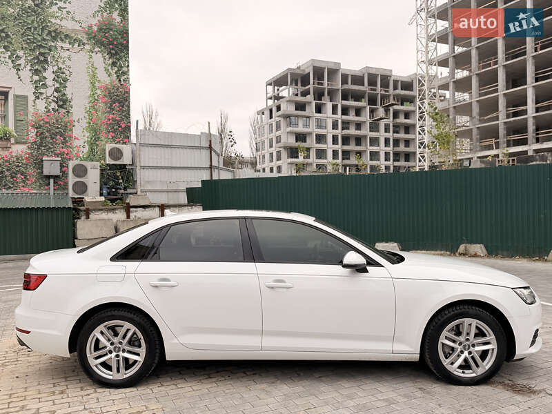 Седан Audi A4 2016 в Києві фото 4 Седан Audi A4 2016 в Києві
