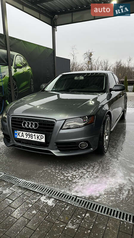 Седан Audi A4 2012 в Гостомелі