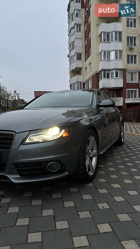 Седан Audi A4 2012 в Гостомелі