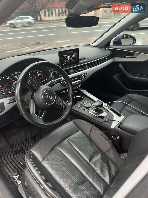 Седан Audi A4 2016 в Києві