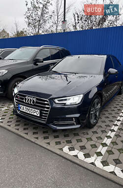 Седан Audi A4 2016 в Киеве