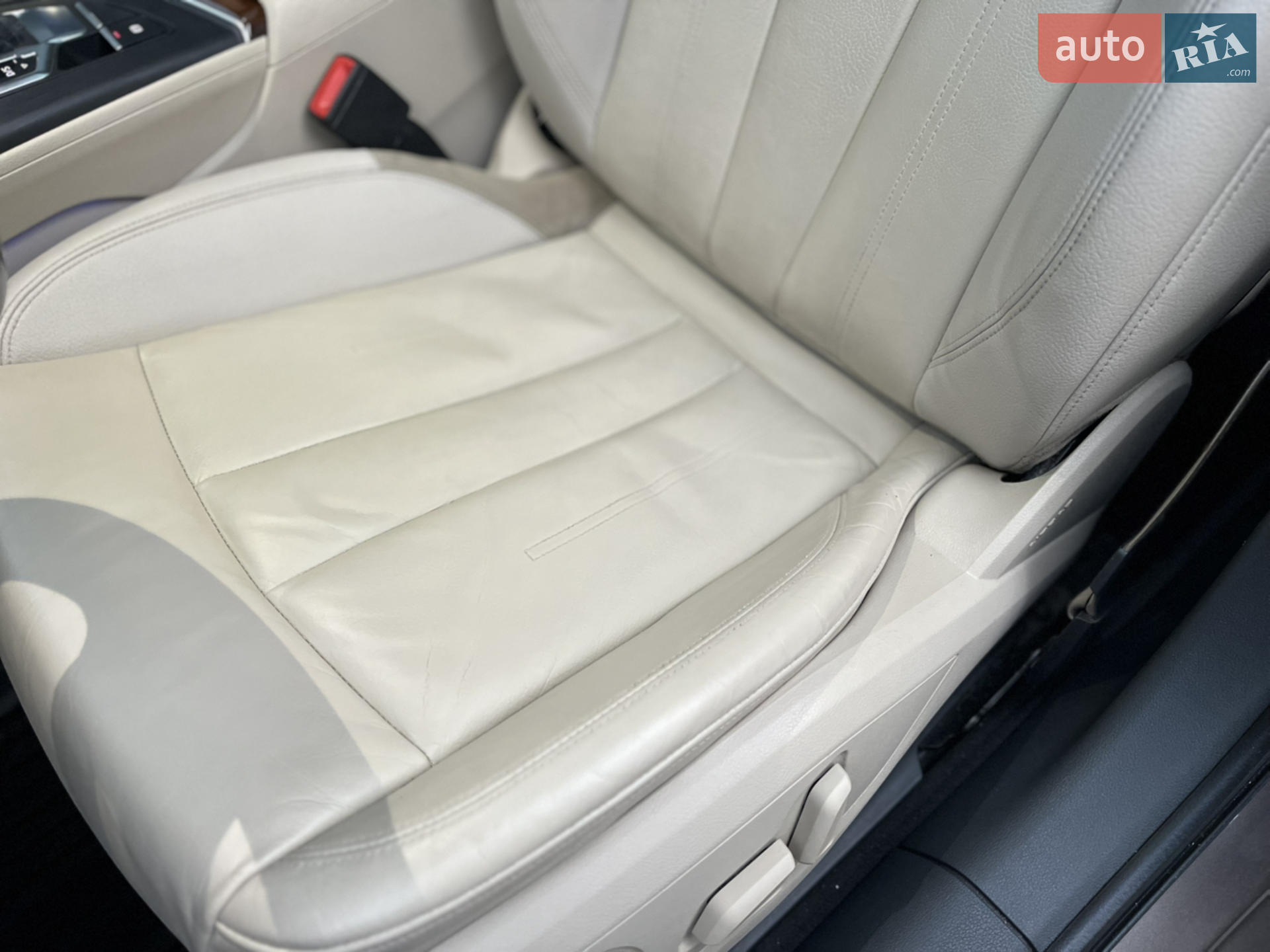 2016 Audi A4 - мініатюра 24