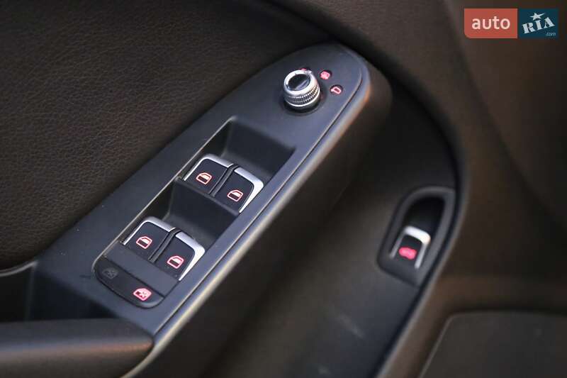 Седан Audi A4 2014 в Києві фото 23 Седан Audi A4 2014 в Києві